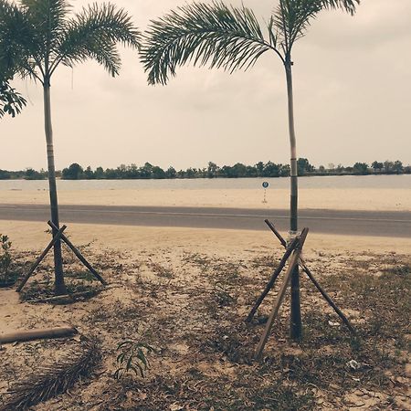 La Plage De Kampot By Lee & Hap Guest House Exterior foto