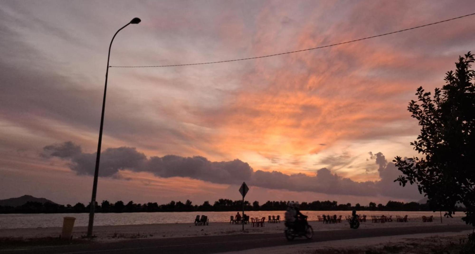 La Plage De Kampot By Lee & Hap Guest House Exterior foto