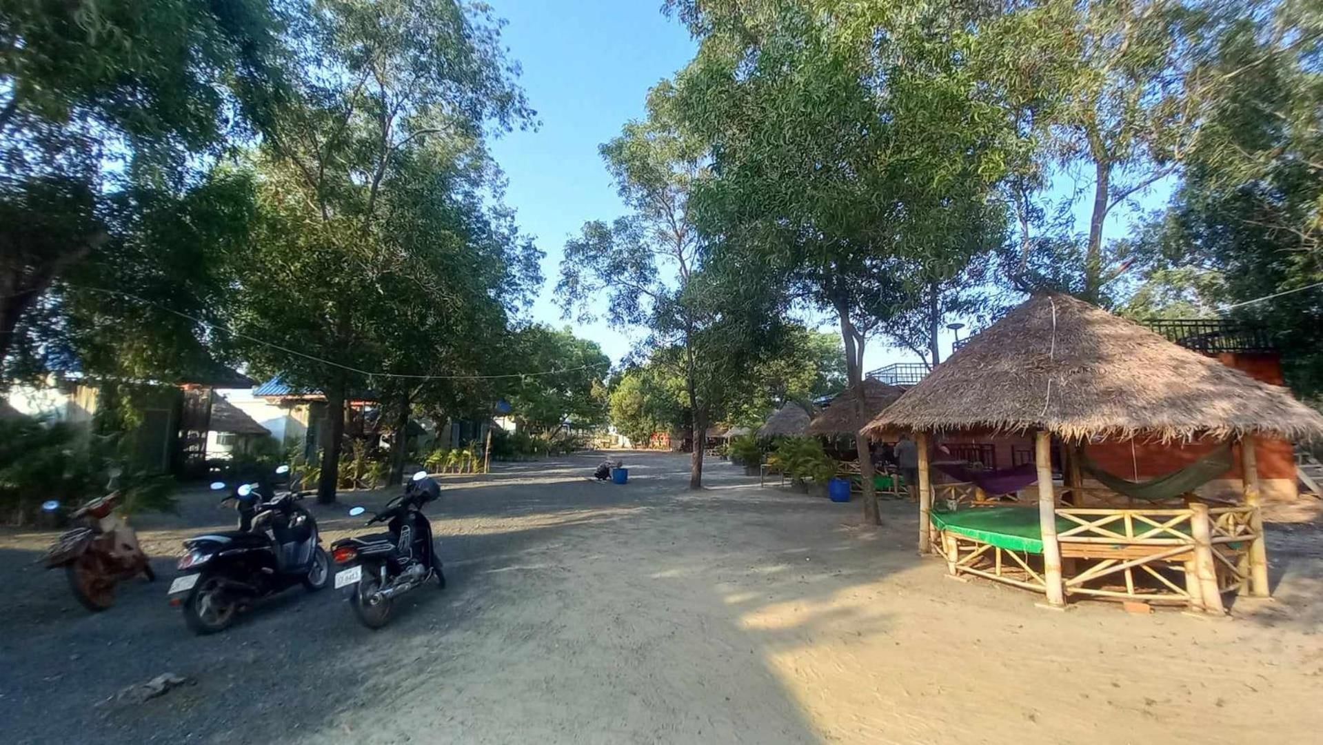 La Plage De Kampot By Lee & Hap Guest House Exterior foto