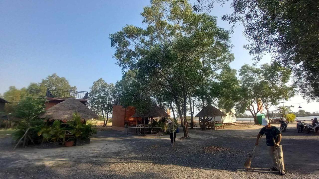 La Plage De Kampot By Lee & Hap Guest House Exterior foto