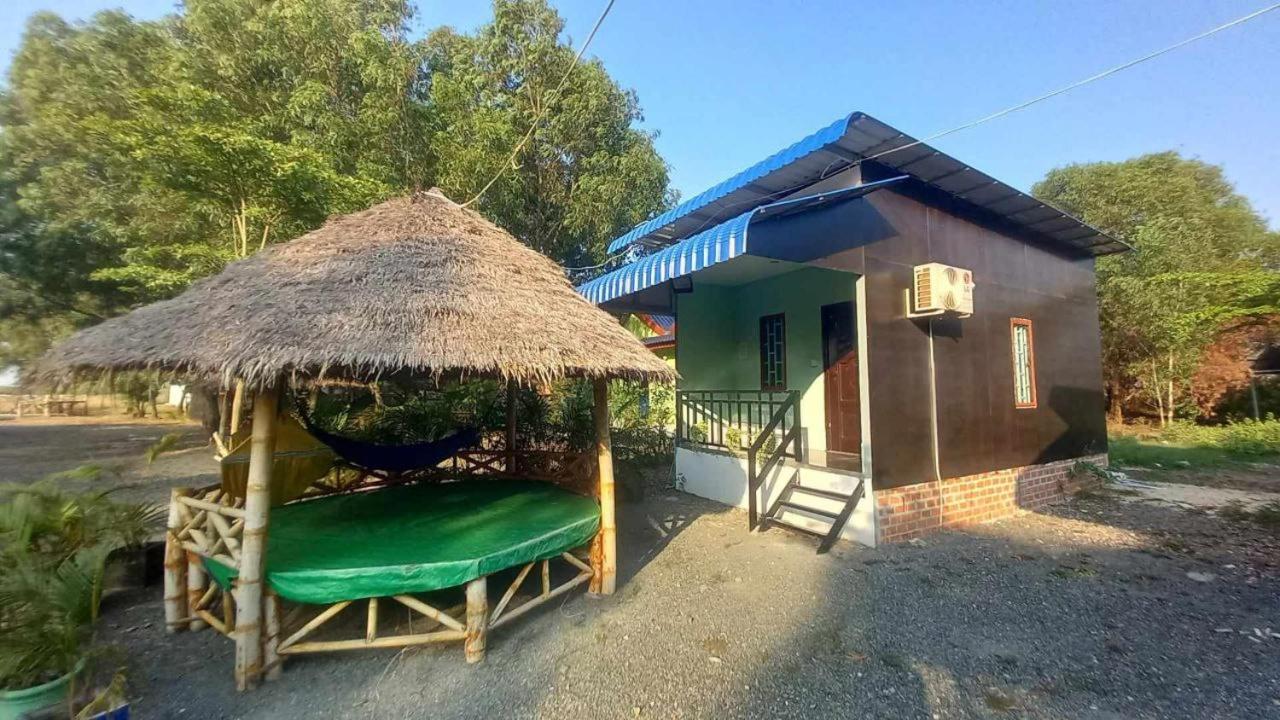 La Plage De Kampot By Lee & Hap Guest House Exterior foto