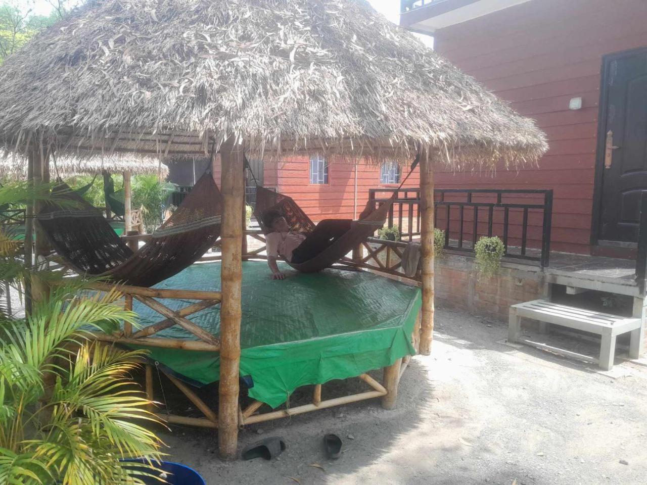 La Plage De Kampot By Lee & Hap Guest House Exterior foto