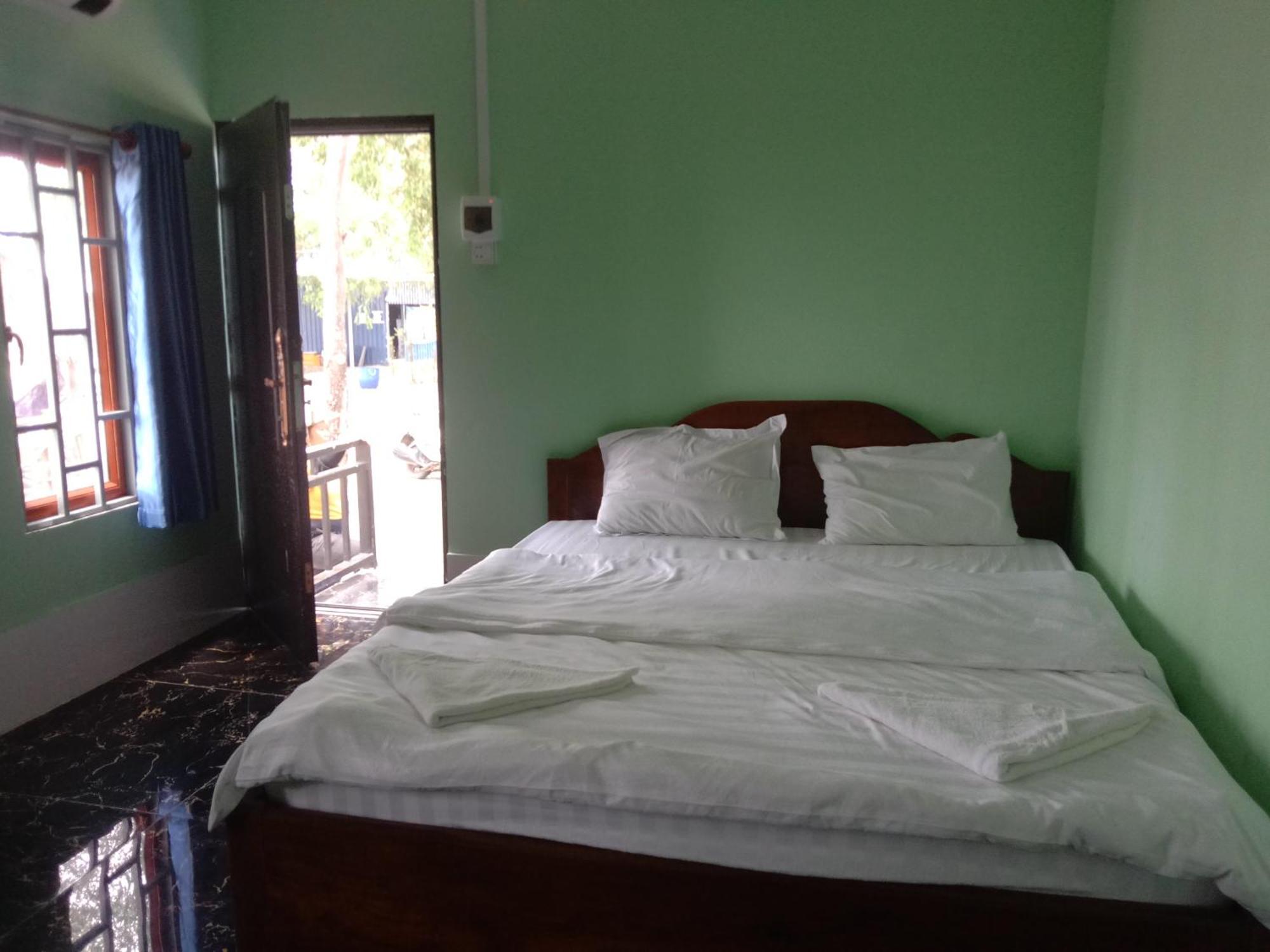 La Plage De Kampot By Lee & Hap Guest House Quarto foto
